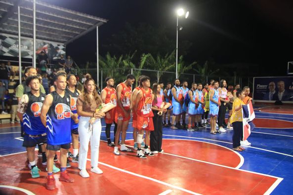 Dedicatoria 4to Torneo de Baloncesto Superior del Club Nudio Rosario de la Comunidad de Galindo.